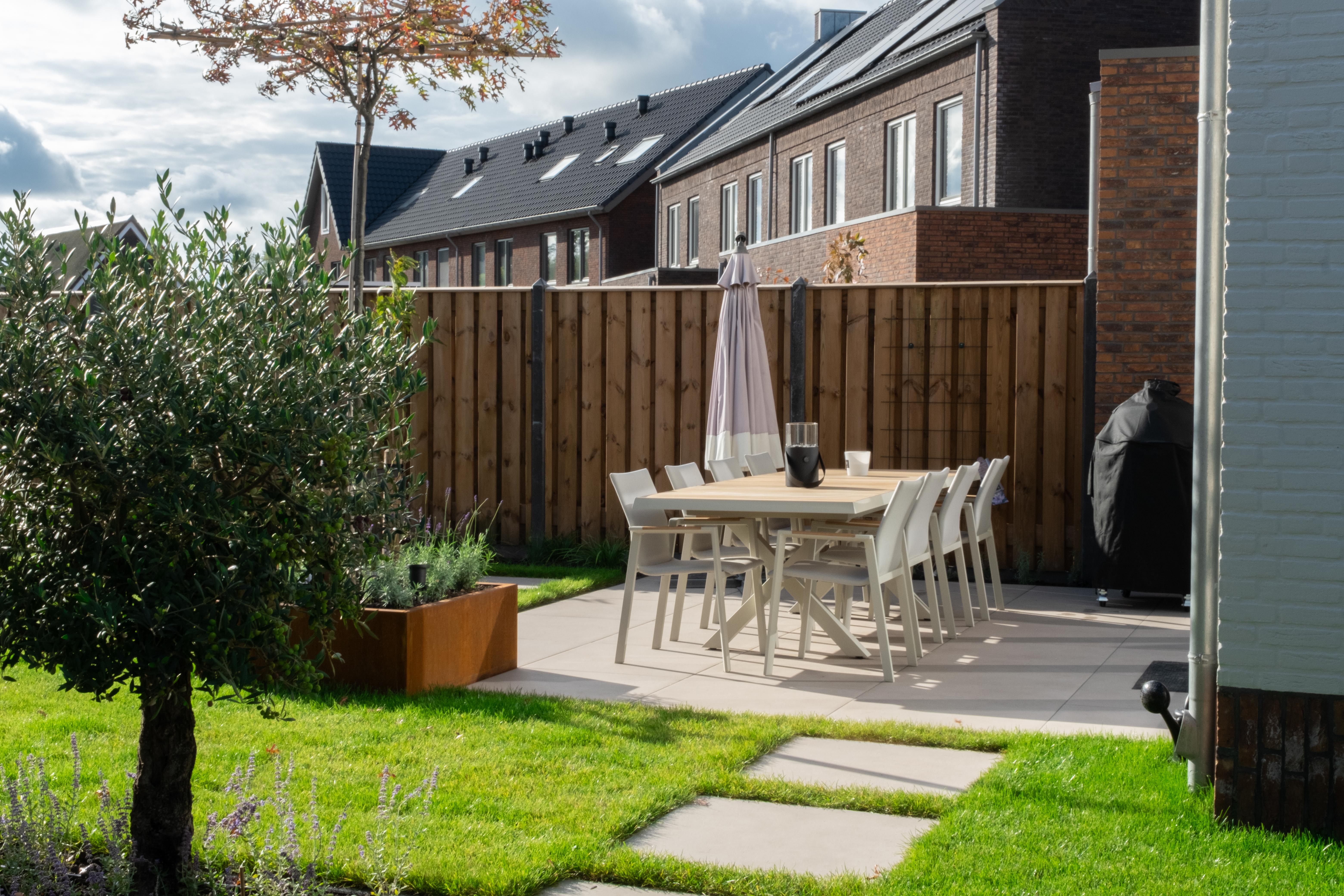 Moderne achtertuin